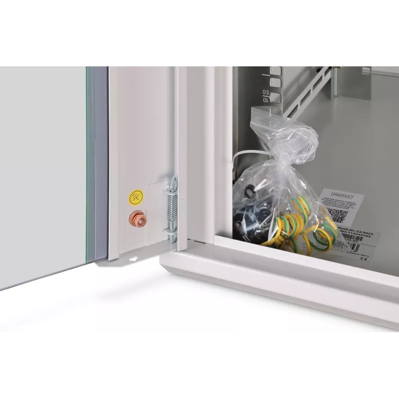 Wandmontagerack DIGITUS Dynamic-N 12U 600x600 mm IP20, Schlüsselschloss, Kabelmanagement, unmontiert