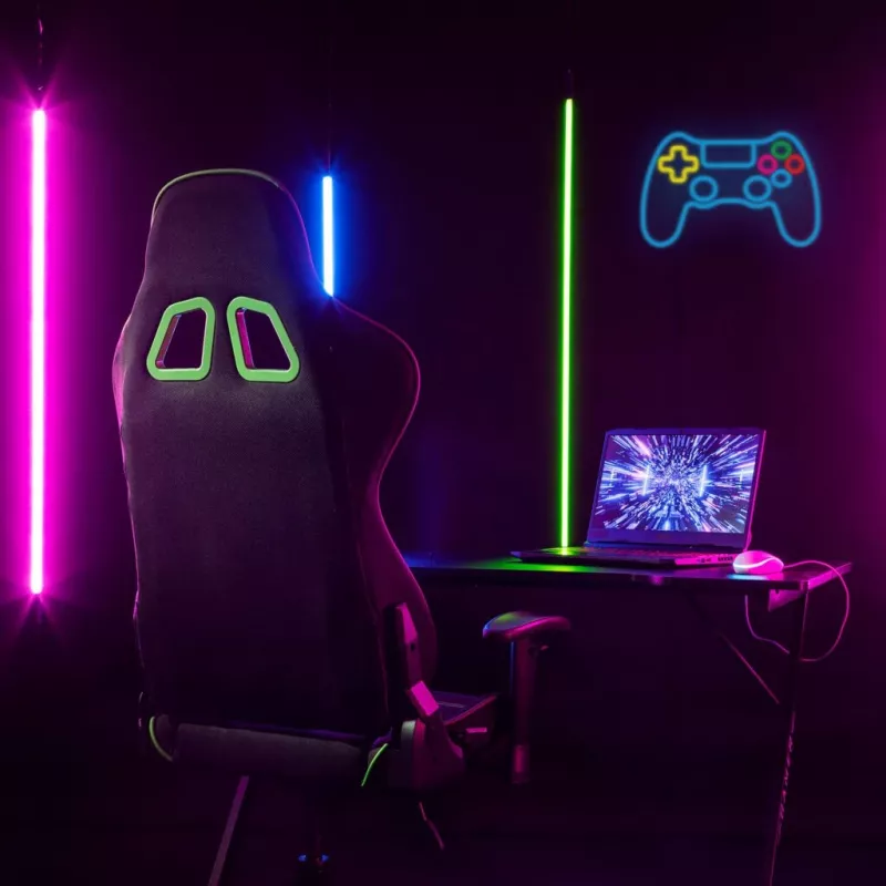 Kabelgebundenes USB-Gamepad MANTA SNL63MT Neon Lights — PC-Controller mit USB-Anschluss