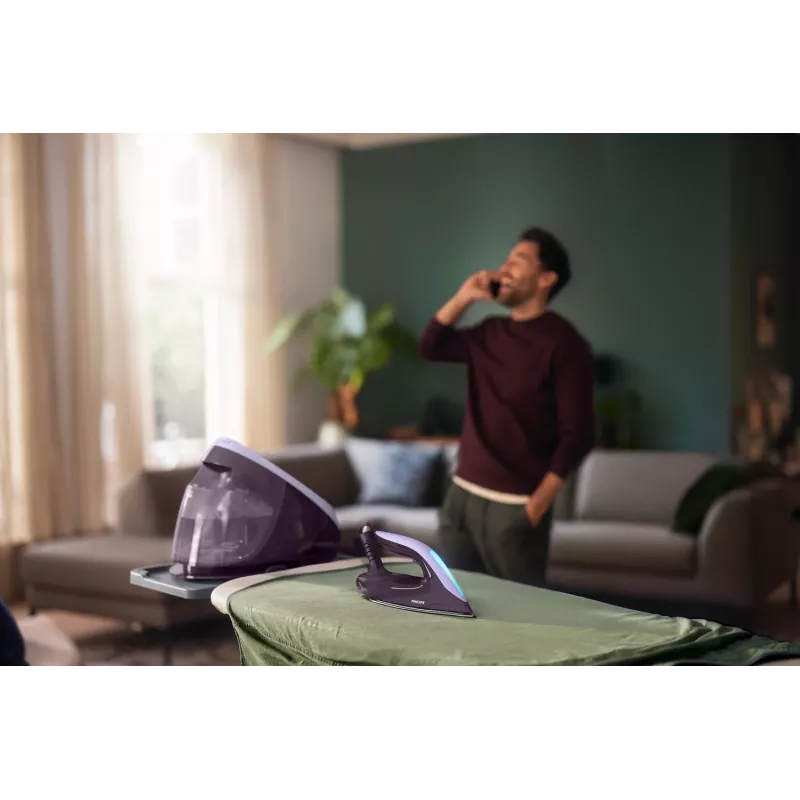 Philips PerfectCare PSG7050/30 Dampfbügelstation, 2100 W, 1,8 l Wassertank, 8 bar, 120 g/min Dauerdampf, 600 g/min Dampfstoß, violett