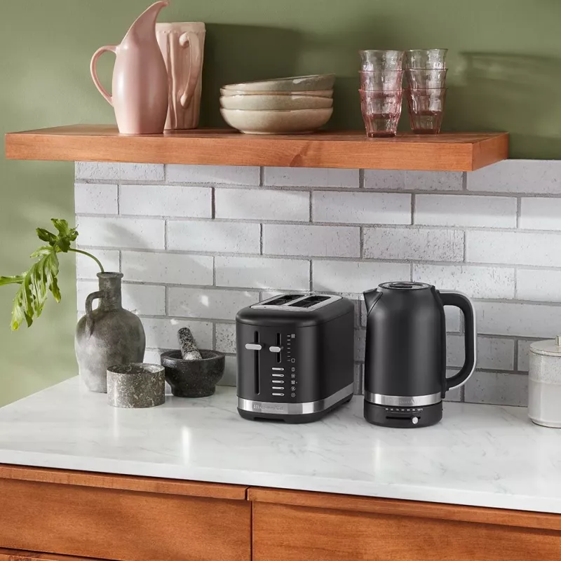 KitchenAid 5KEK1701EBM Wasserkocher 1,7 l 2400 W Schwarz