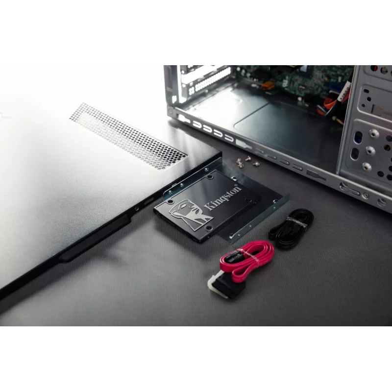 Kingston Technology 1024G SSD KC600 SATA3 2.5 Zoll, 1 TB, 2.5 Zoll, 550 MB/s, 6 Gbit/s