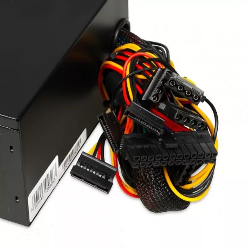 Netzteil IBOX iBox Aurora 600 W 20+4-Pin-ATX, 140-mm-Lüfter, Metallgehäuse, schwarz