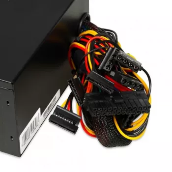 iBox Aurora 700W ATX-Netzteil, 14-cm-Lüfter