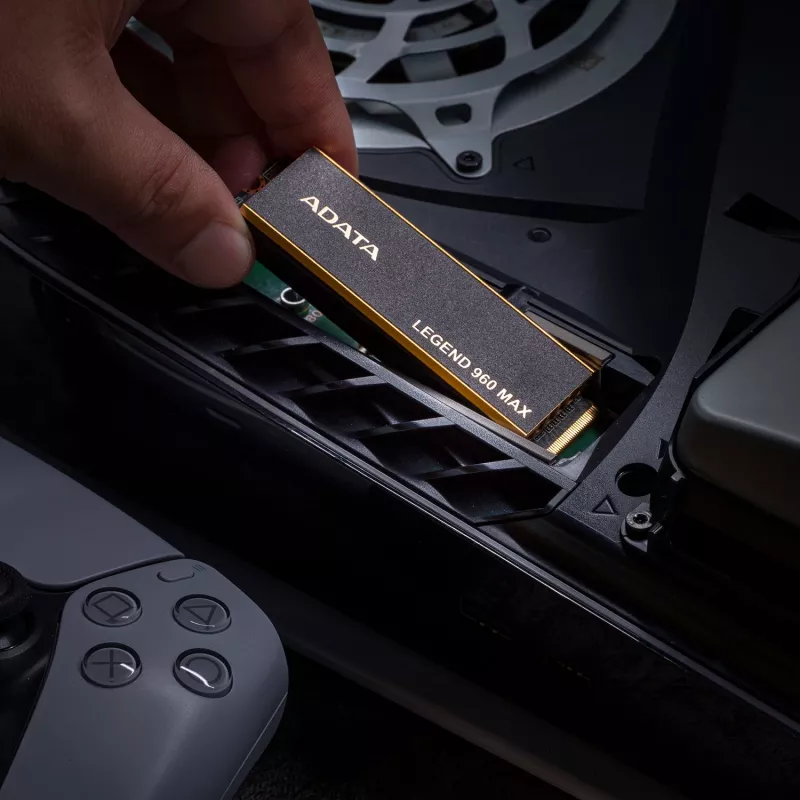 SSD-Festplatte ADATA 2 TB M.2 PCI Express 4.0 NVMe LEGEND 960 MAX