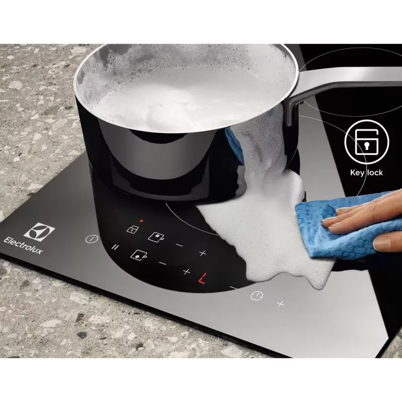 Induktionskochfeld Electrolux LIT30230C — 2-Zonen-Einbau, 29 cm Breite, schwarz, Touch-Steuerung, 210/145 mm Zonen