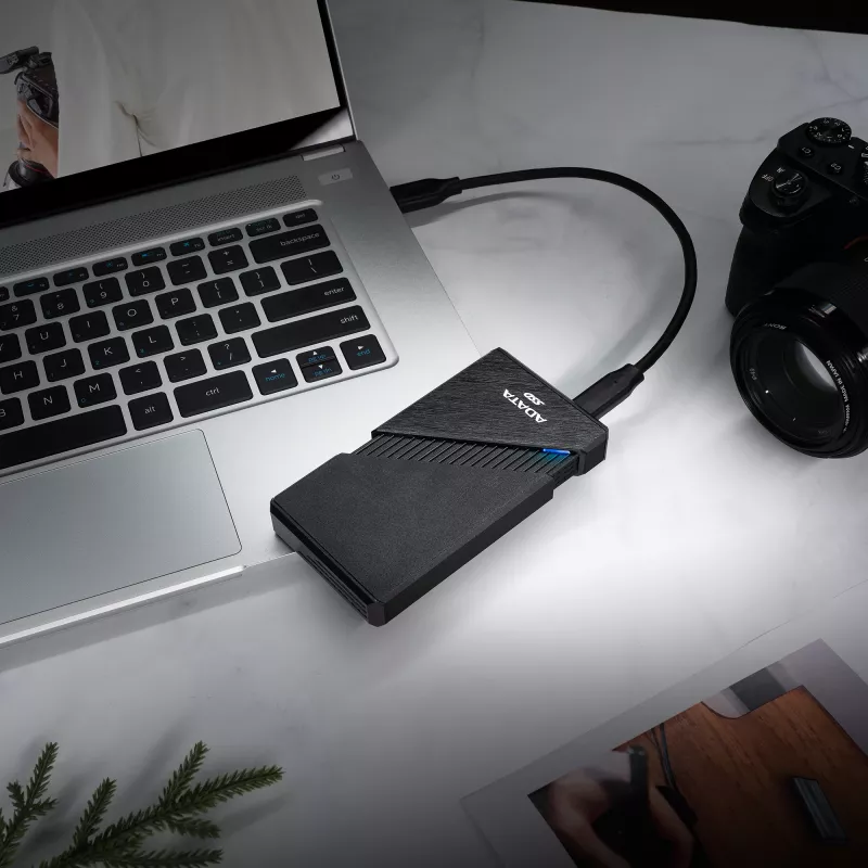 ADATA SE920 Thunderbolt-Technologie 4 TB USB Type-C USB4 Gen 3x2 Schwarz