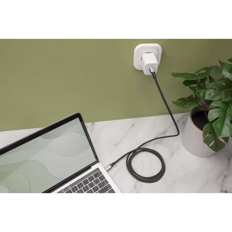 DIGITUS USB 4 Anschlusskabel. Typ C auf Typ C. Aluminiumgehäuse PP-Geflecht 4K@60Hz. PD3.0. 20Gbit/s. 3m. schwarz
