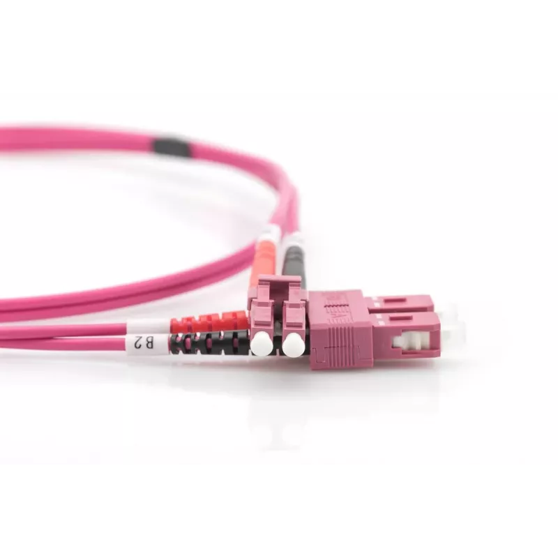 DIGITUS Glasfaser-Patchkabel, LC auf SC Multimode OM4 - 50/125 µ, Duplex, Farbe RAL4003, Länge 2 m