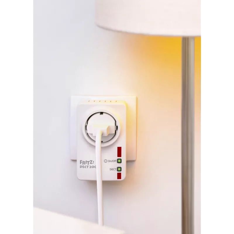 AVM FRITZ!DECT 200 smarte DECT-Steckdose, Weiß (20002572)