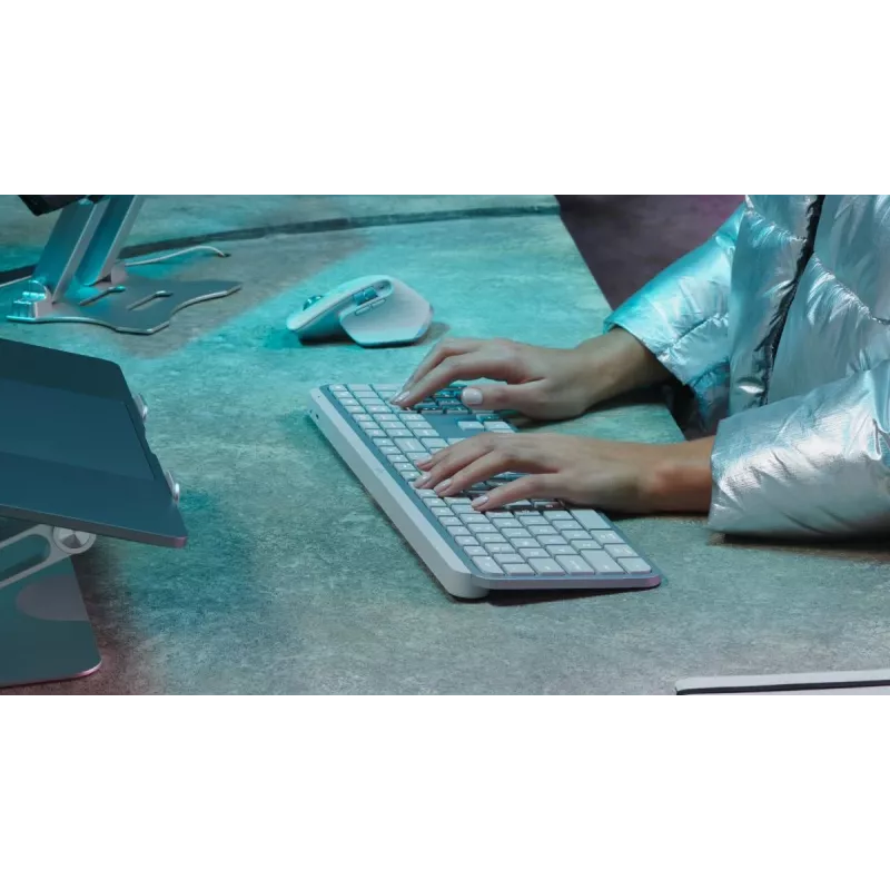 LOGITECH MX Keys S Tastatur Blassgrau Qwertz Suisse