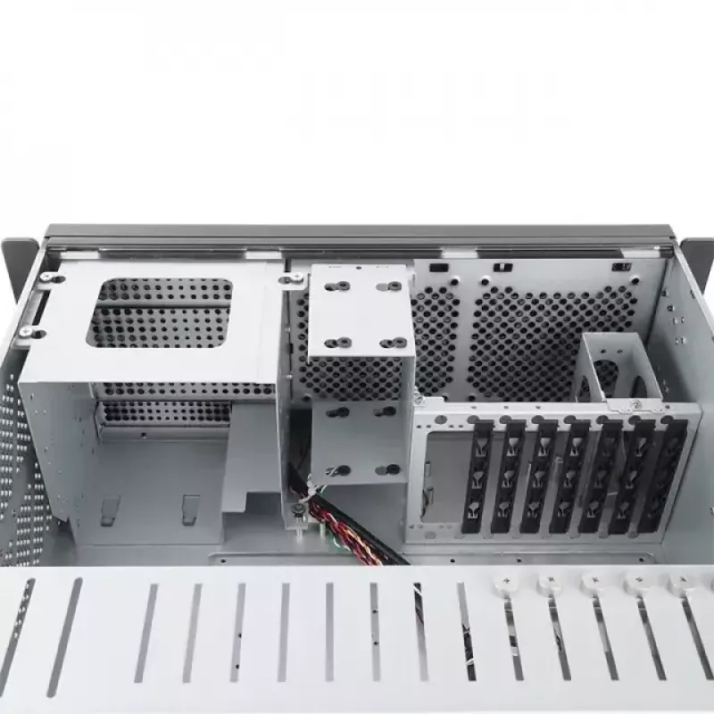 Chieftec UNC-409S-B-OP 4U Rackmount-Servergehäuse, 482 mm tief, ATX/Micro-ATX, Schwarz, inklusive 400-W-Netzteil