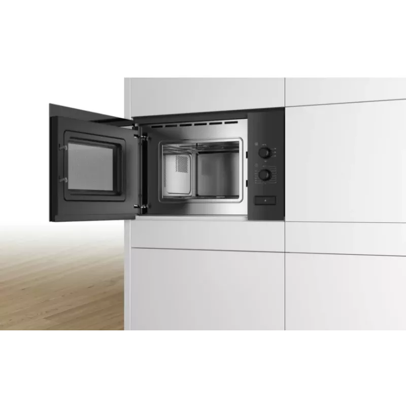 Einbau-Solo-Mikrowelle Bosch Serie 4 BFL520MB0 — 800 W, 20 l, Drehregler, Schwarz