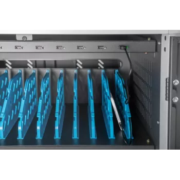 DIGITUS Lade-Trolley 30 Ladeplätze, 15.6 Zoll, schwarz 1100 x 700 x 650 mm, inkl. USB, PDU, Lüfter
