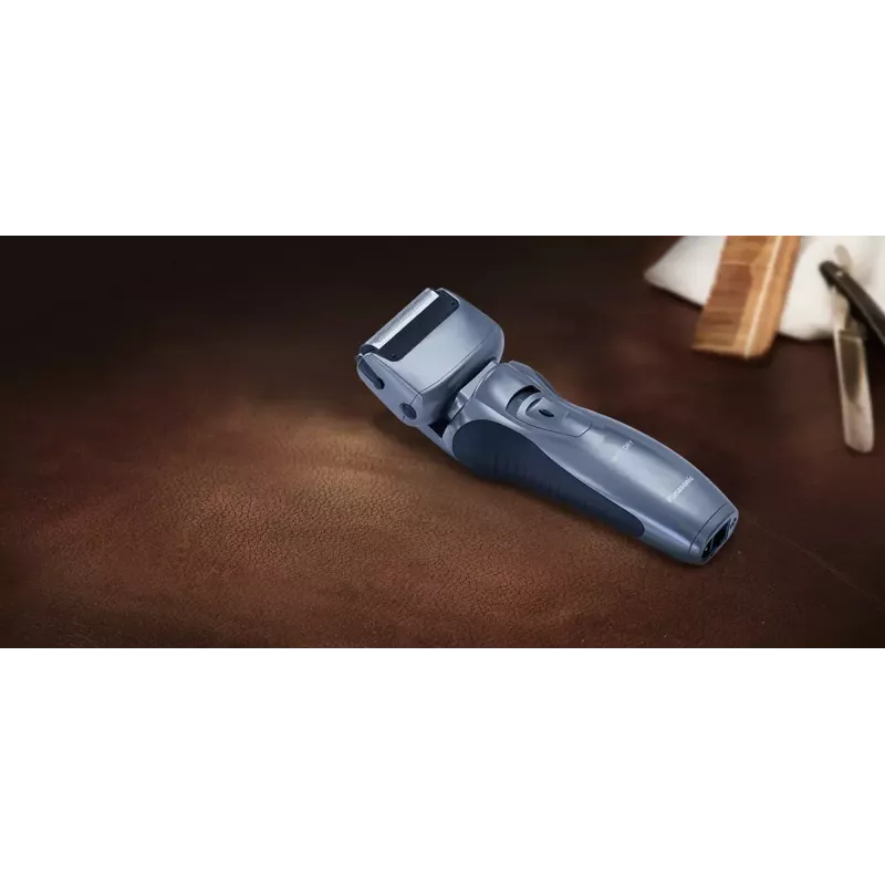 Panasonic ES-RW33 Elektro-Folienrasierer, Nass/Trocken, schnurlos, ausklappbarer Trimmer, 30 Min. Laufzeit, Schwarz/Silber