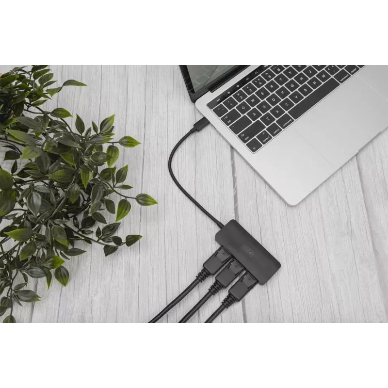 Digitus DS-45334 3-Port-MST-Video-Hub, USB-C auf 3x DisplayPort, Schwarz