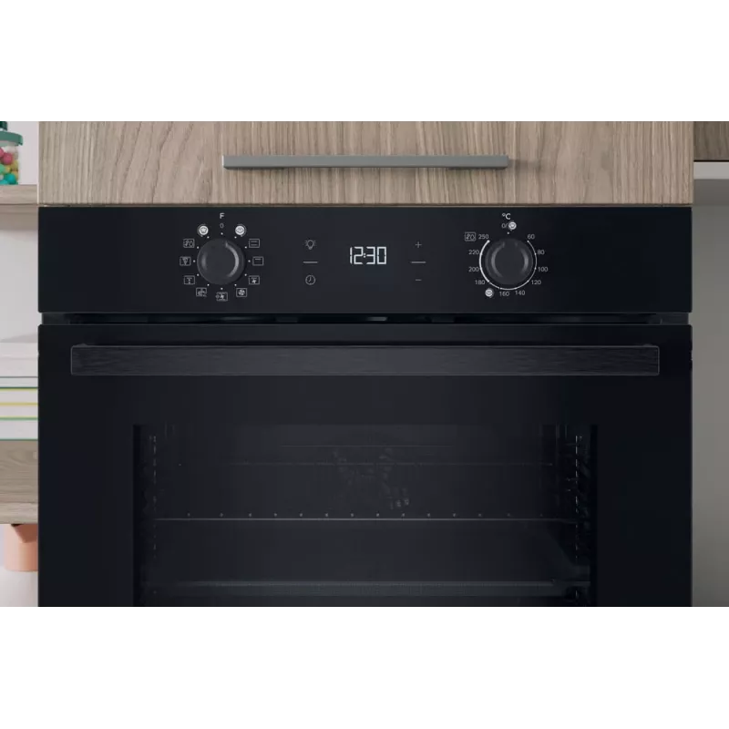 Einbau-Elektroherd INDESIT IO K58HS B — 71 L, Hydrolytische Reinigung, Konvektion, Grill, Dampf