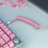 Spiralkabel USB GLORIOUS GMMK Pixel Pink 1,5m – abnehmbares Spiralkabel für Tastaturen