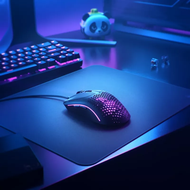 Glorious Gaming Glorious Model O Wired 2 - Mattschwarz, Rechtshändig, Optisch, USB Typ-A, 26000 DPI, 1 ms, Schwarz
