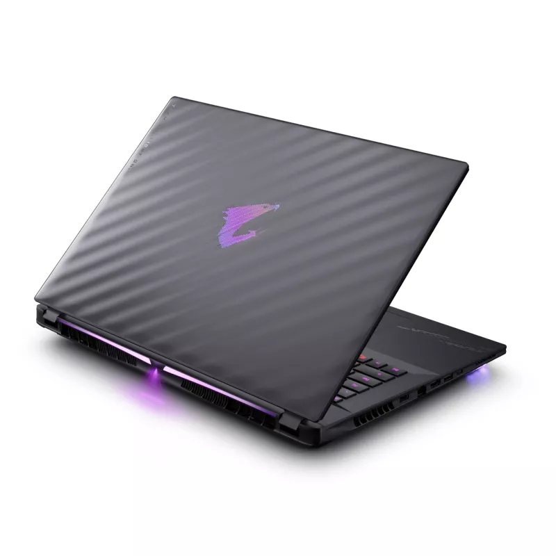 GIGABYTE AORUS MASTER 18 BZHC6DED42SP Gaming-Laptop, 18 Zoll (45,7 cm) WQXGA, Intel Core Ultra 9 275HX, 64 GB, 4 TB, RTX 5090, Windows 11 Pro