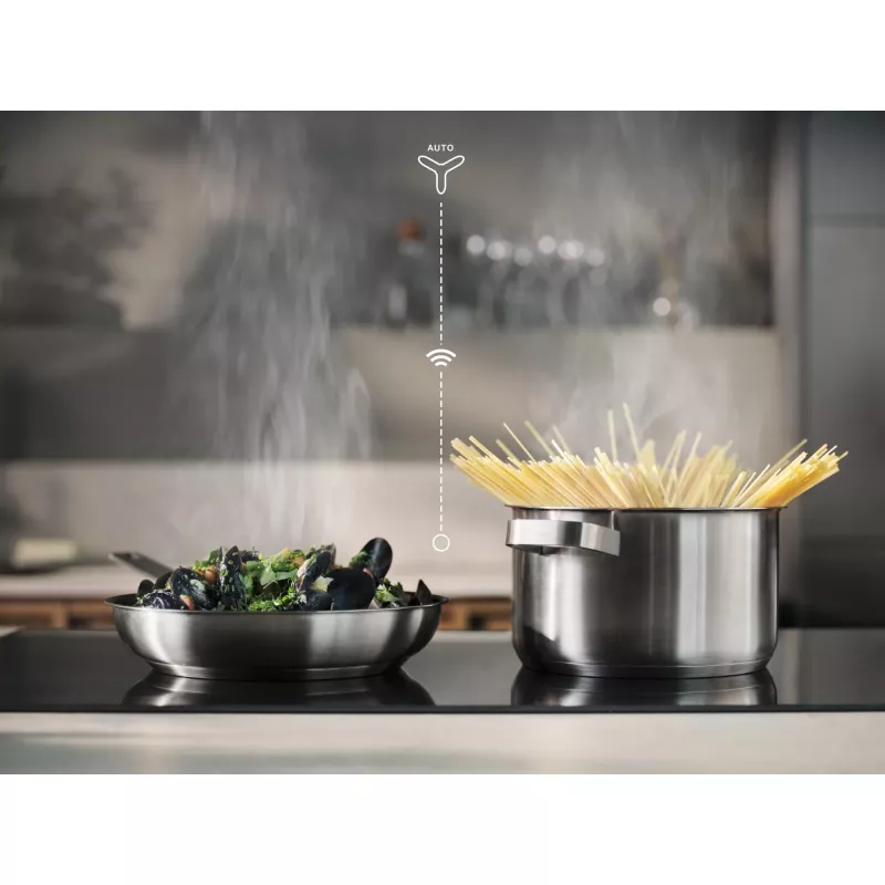 Electrolux EIS62443 Schwarz Einbau 60 cm Zonen-Induktionskochfeld 4 Zone(n)