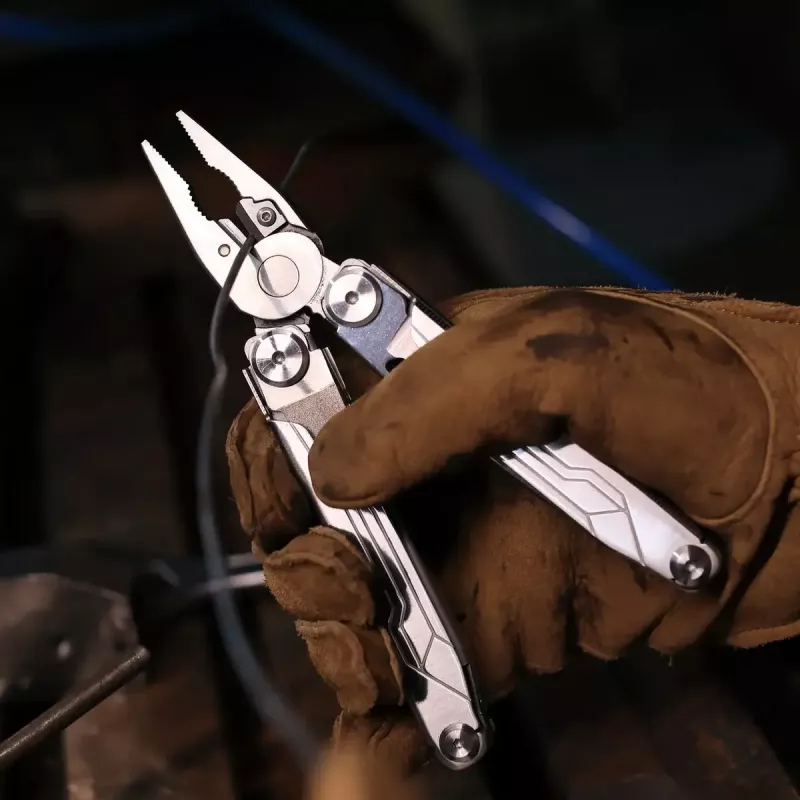 Multitool Nextool Flagship Captain NE20214 — kompaktes Edelstahl-Design