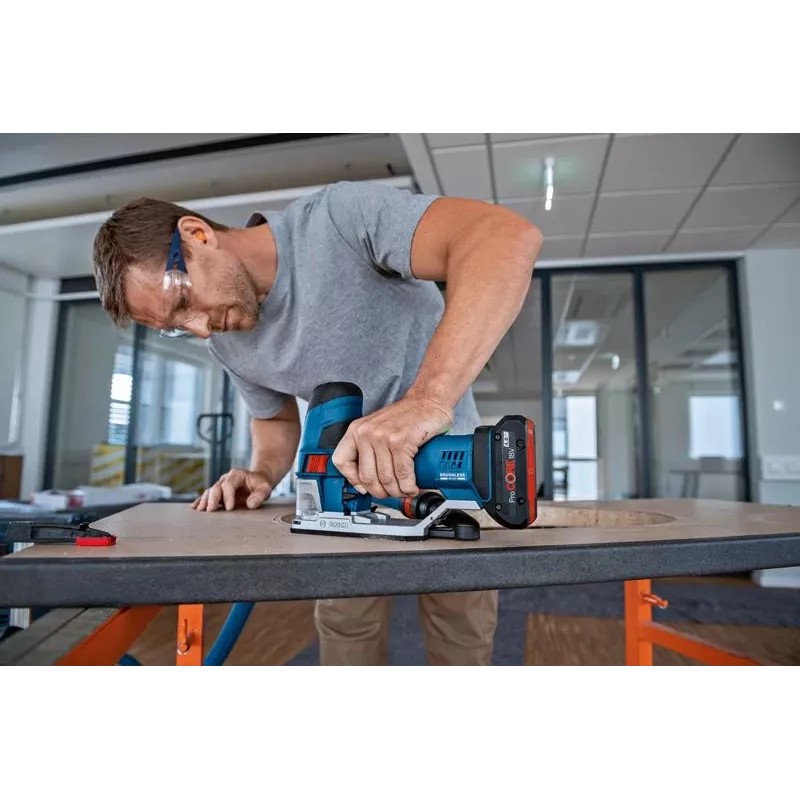 Bosch 0 615 990 N36 Elektrowerkzeug-Kombiset Batterie