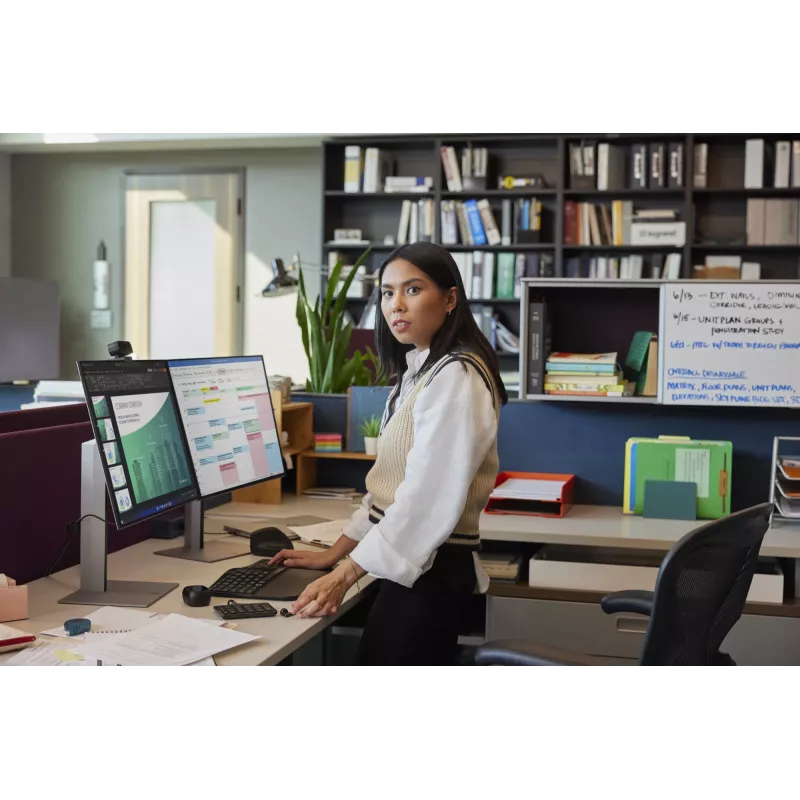 HP 925 Ergonomic Vertical Maus, Rechtshänder, Vertikales Design, RF Wireless + Bluetooth, 4000 DPI, Schwarz