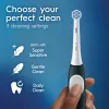 Elektrische Zahnbürste BRAUN Oral‑B iO Series 2 Grün wiederaufladbar mit Reiseetui