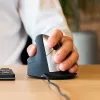 R-Go Tools Ergonomische Maus R-Go HE Break mit Break-Software, mittel (Handgröße 165–185 mm), linkshändig, kabelgebunden, schwarz