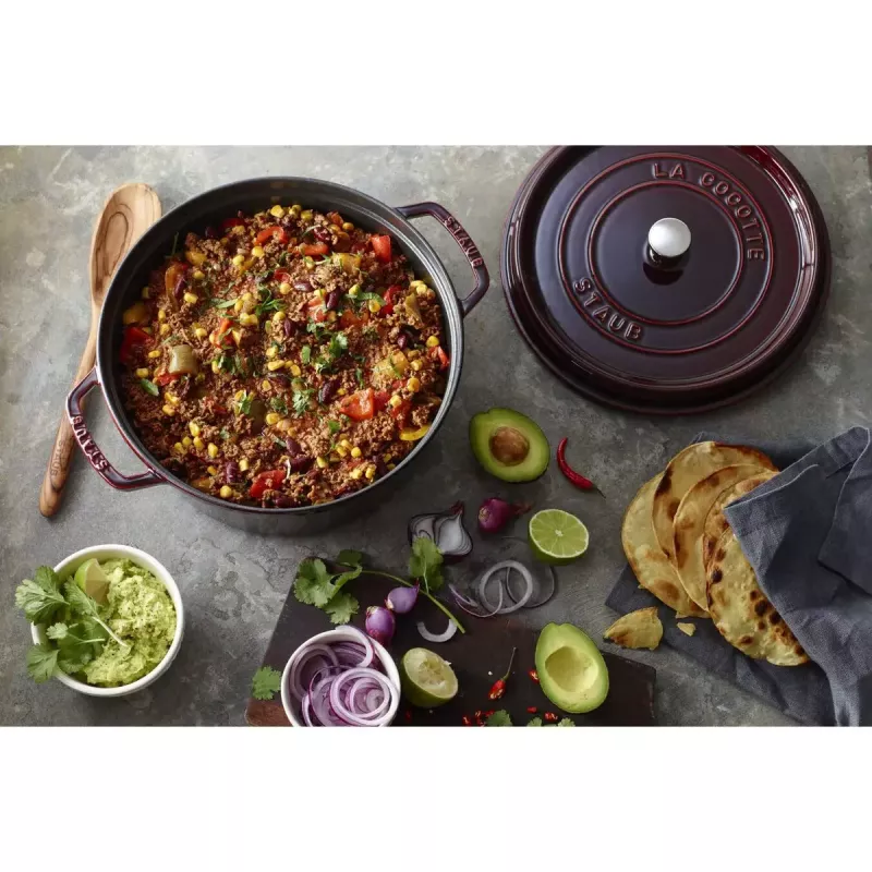 Runde gusseiserne Kasserolle Staub La Cocotte 6,7 l, 28 cm Durchmesser