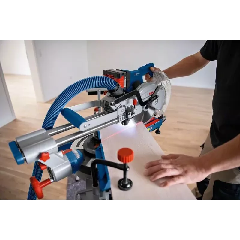 Bosch GCM 18V-216 D Professional Kapp- und Gehrungssäge, 5000 U/min