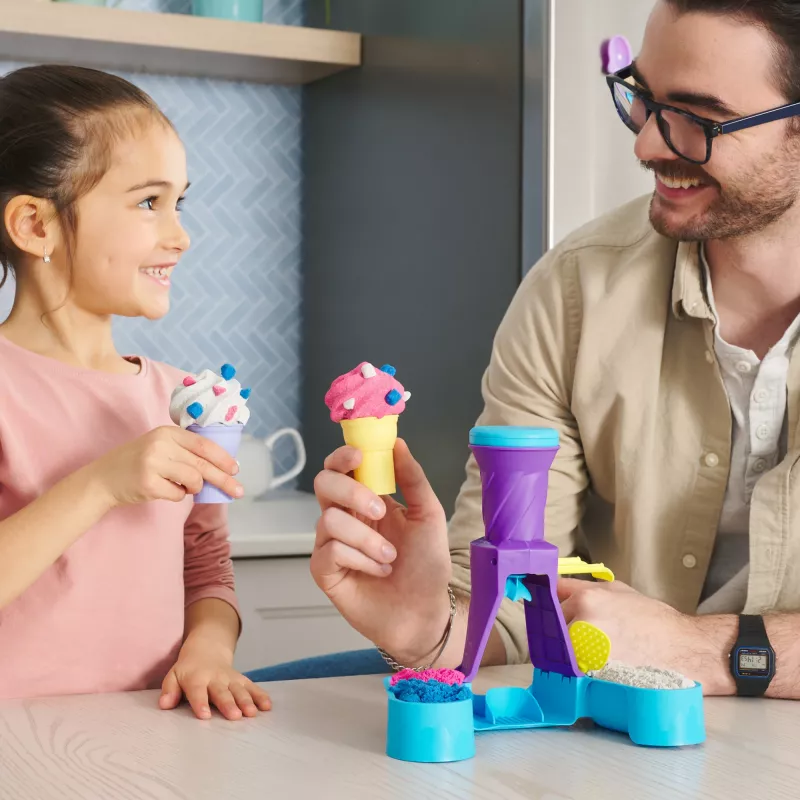Spin Master Kinetic Sand Softeis Station 6068385 Spielsand, 396 g, ab 3 Jahren