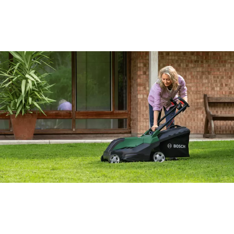 Rasenmäher Bosch AdvancedRotak 40-650 — 1800 W, 40 cm Schnittbreite, grün/schwarz