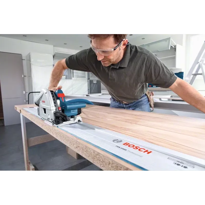 Bosch 0 601 675 000 tragbare Kreissäge 16,5 cm 6250 U/min 1400 W