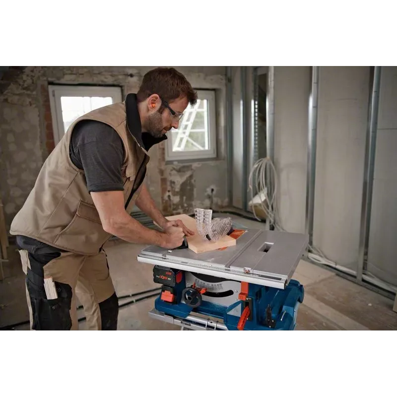 Bosch BITURBO GTS 18V-216 Professional Akku-Tischkreissäge, 18 V, 216 mm Sägeblatt, solo (ohne Akku und Ladegerät), Blau