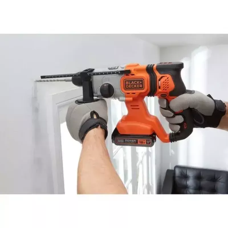 Bohrmaschine Black & Decker BCD900B-XJ