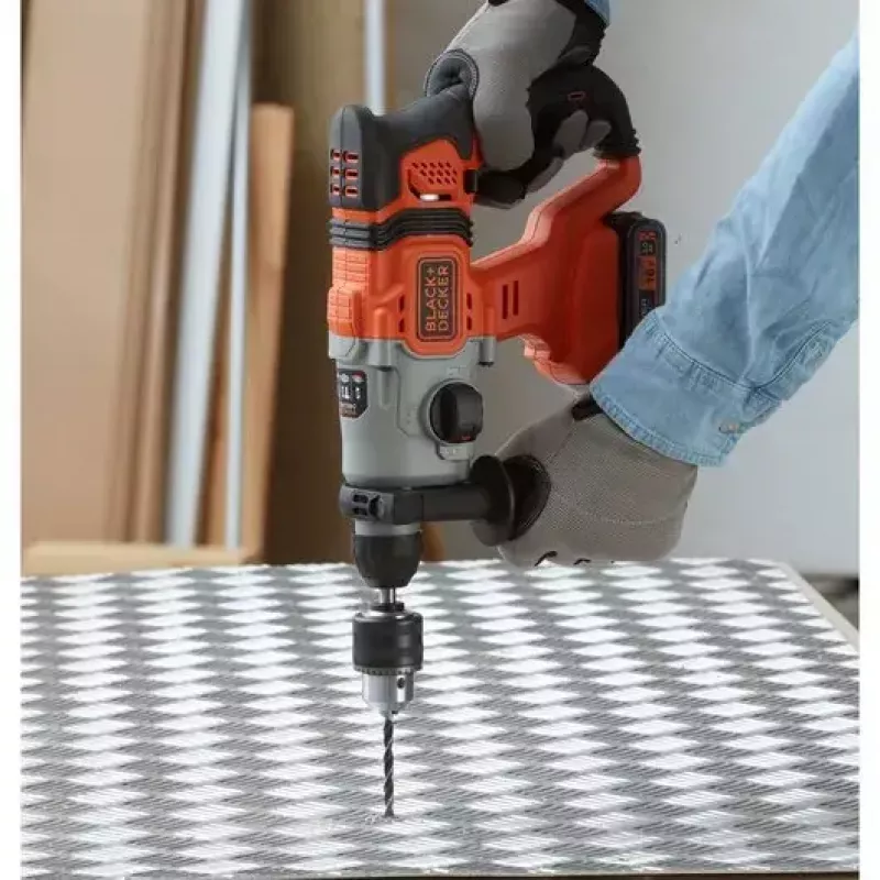 Bohrmaschine Black & Decker BCD900B-XJ