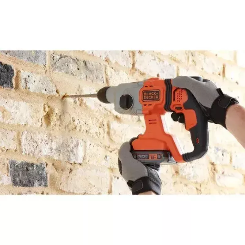 Bohrmaschine Black & Decker BCD900B-XJ