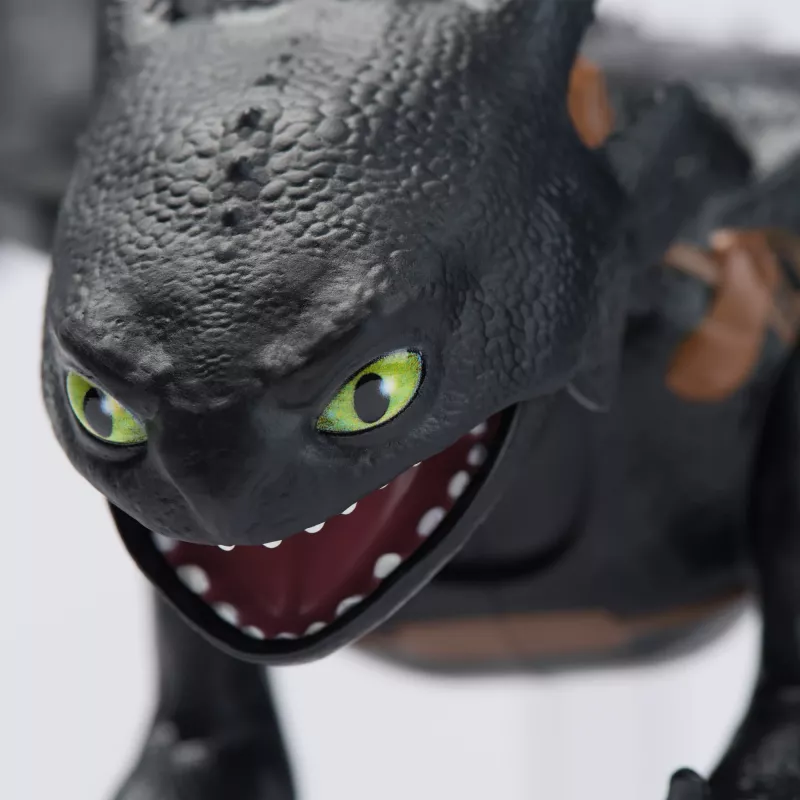 Actionfigur Spinmaster Ultimate Plasma Blast Toothless 25 Zoll Flügel Licht & Sound, ab 4 Jahren