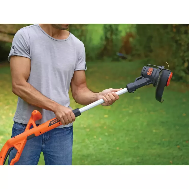 Black & Decker ST182320-QW Akku-Rasentrimmer, 18 V, 2,0 Ah Li-Ion, 25 cm Schnittbreite, inkl. Akku und Ladegerät, Orange/Schwarz
