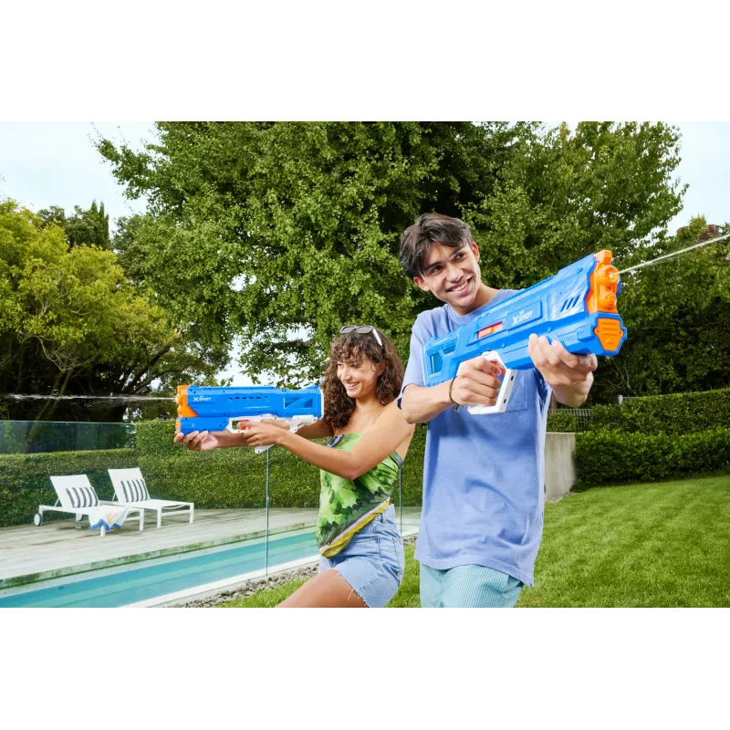 Zuru Wasserblaster Mega Pulse Motor Soaker XSHOT — batteriebetriebener motorisierter Wasserblaster (Modell 118159)