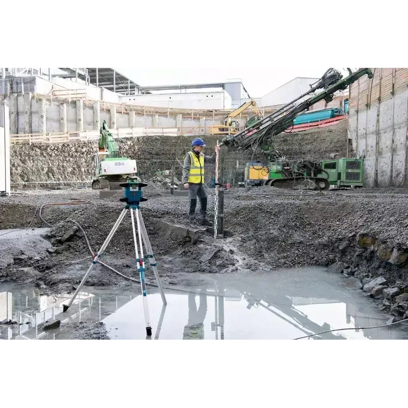 Bosch GRL 650 CHVG Professional Akku-Rotationslaser, 70 m, grüner Laser, 18 V, mit Akku ProCORE18V 4,0 Ah, Halterung und Koffer, blau