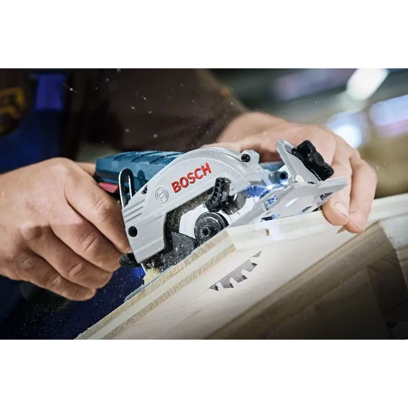 Bosch GKS 12V-26 Professional 06016A1001 Akku-Handkreissäge, 12 V, 85 mm Sägeblatt, ohne Akku und Ladegerät, Blau/Schwarz