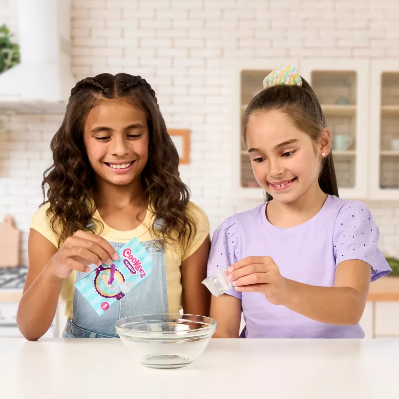 Moose Toys Cookeez Makery Freezy Cakez, Junge/Mädchen, 5 Jahr(e), Mit Ton