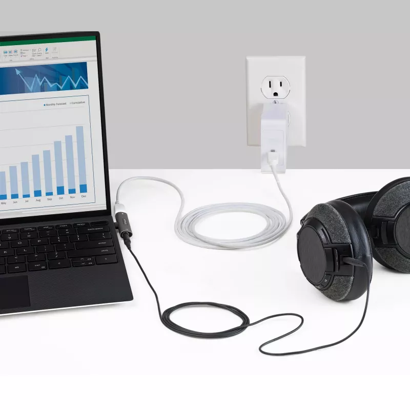 StarTech.com CDP235APDM USB-C Audio- und Ladeadapter mit 3,5-mm-TRRS-Kopfhörer-/Headset-Buchse und 60 W USB-C Power Delivery Pass-Through, für Handy/Tablet/Laptop