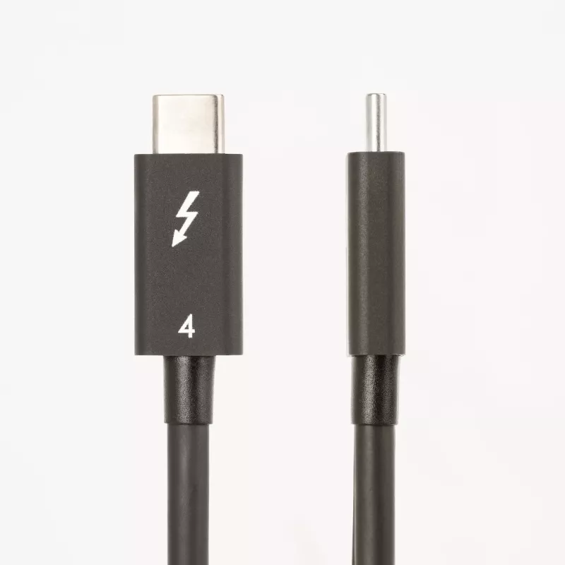 StarTech.com 3ft (1m) Thunderbolt 4 Kabel – 40 Gbit/s – 100 W PD – 4K/8K Video – Intel-zertifiziertes Thunderbolt-Kabel – Kompatibel mit USB4/Thunderbolt 3/USB 3.2/USB Type-C/DisplayPort