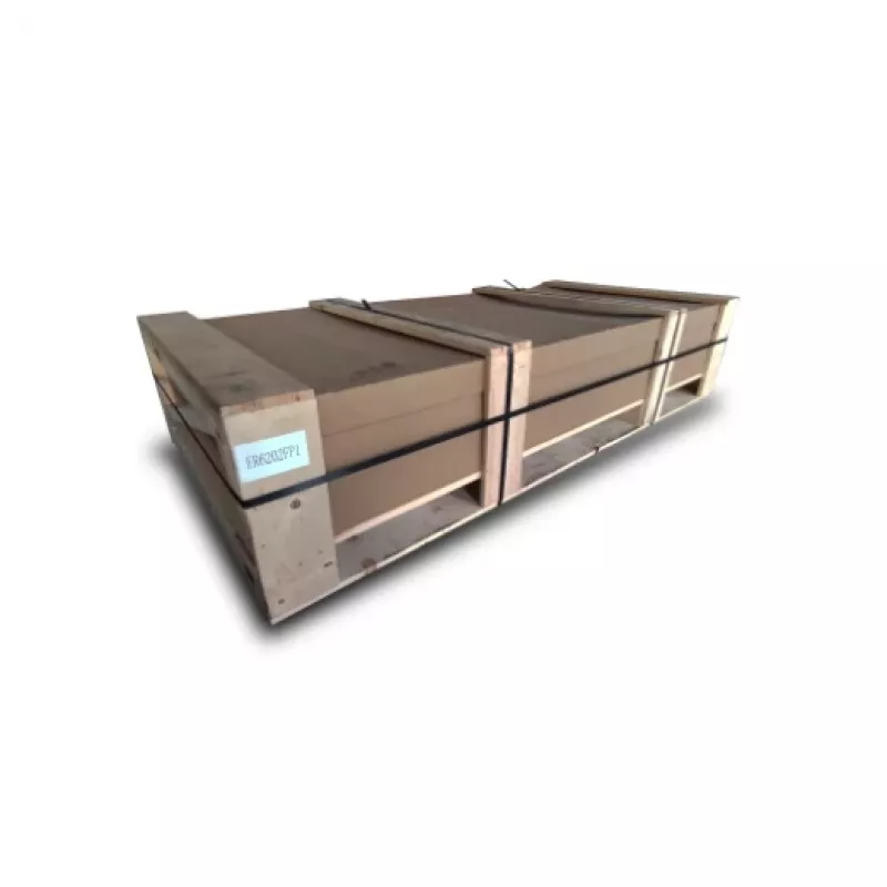 APC Easy Rack, 42U, Schwarz, mit Dach, Rollen, Füßen, 4 Halterungen und Seitenwänden, ohne Boden, 1991H x 600B x 1000T mm