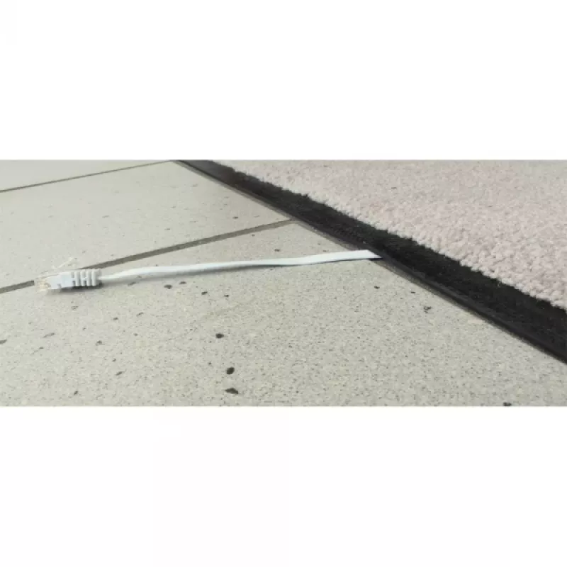 InLine Flaches Ultra-schlank-Patchkabel U/UTP Cat.6 Gigabit-fähig schwarz 3m