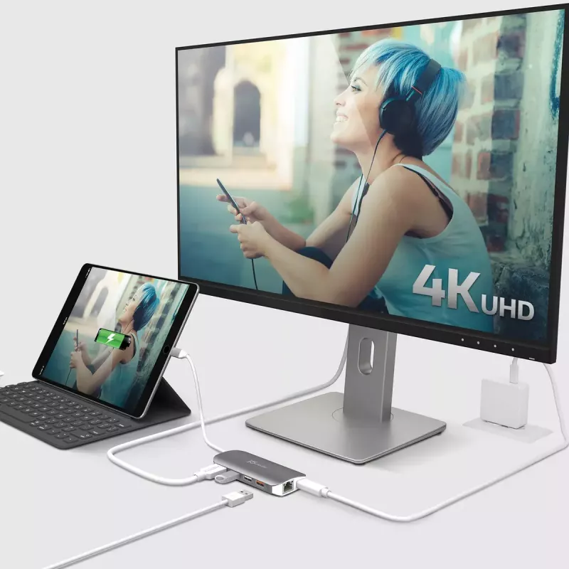 j5create JCD383 USB-C™ 9-in-1 Multi-Adapter, Silber und Weiß