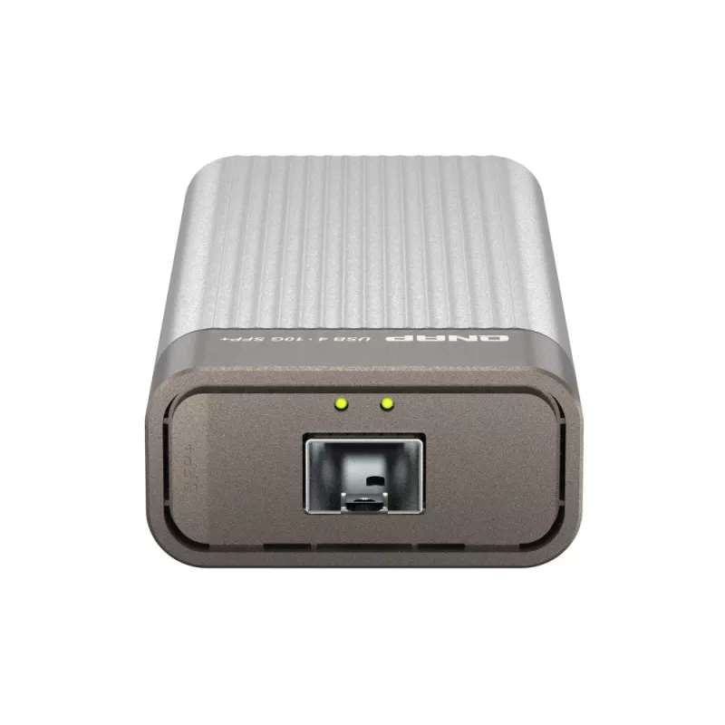 QNAP QNA-UC10G1SF Netzwerkadapter USB 4 Type-C auf 1 x 10GbE SFP+, 10000 Mbit/s